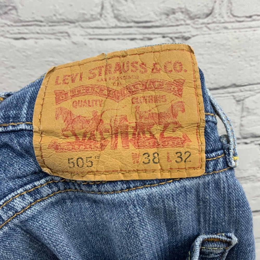 Levis 505 Mens Jeans 38X32 Straight Leg - Picture 6 of 6